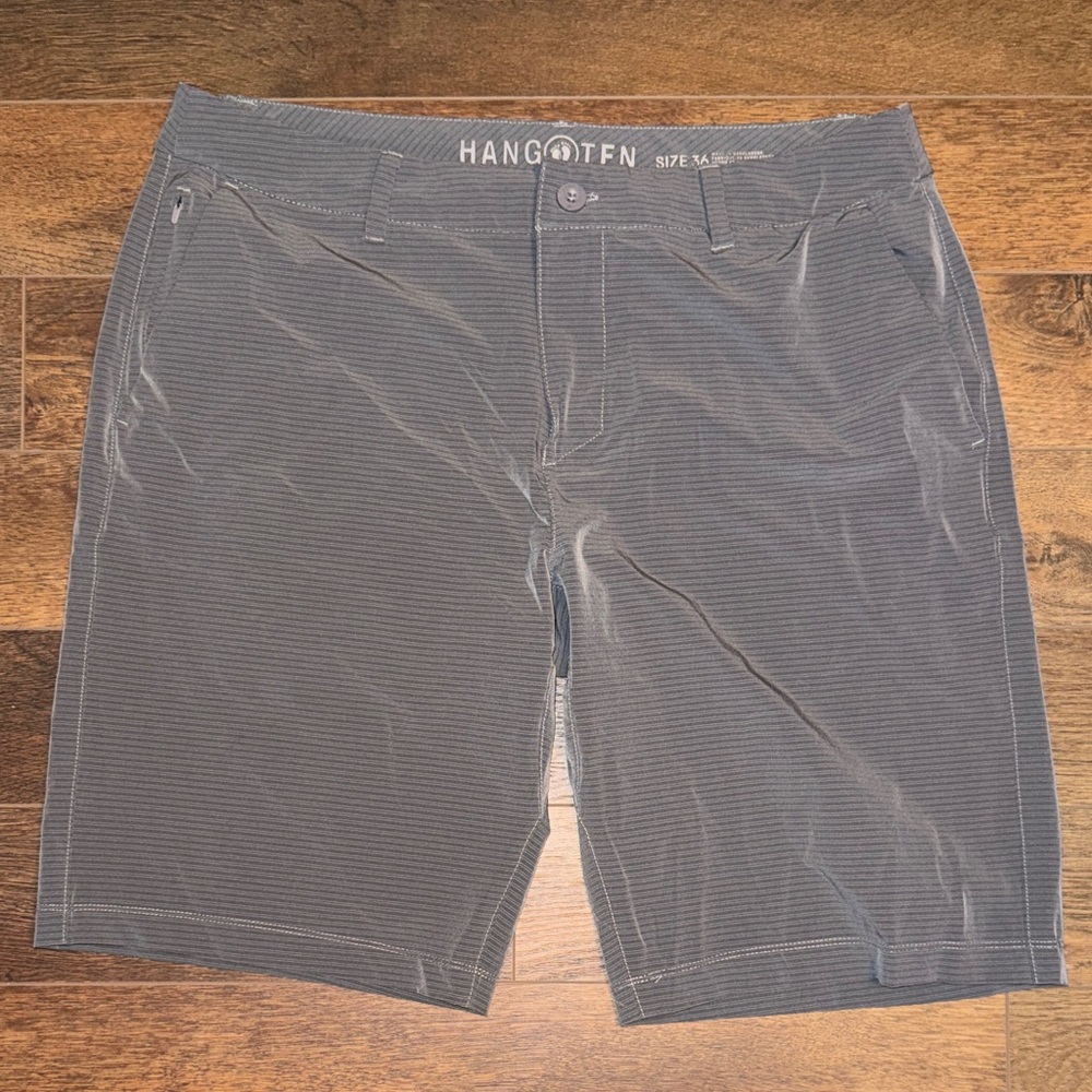 Hang Ten Men's Charcoal Gray Flat Front Shorts